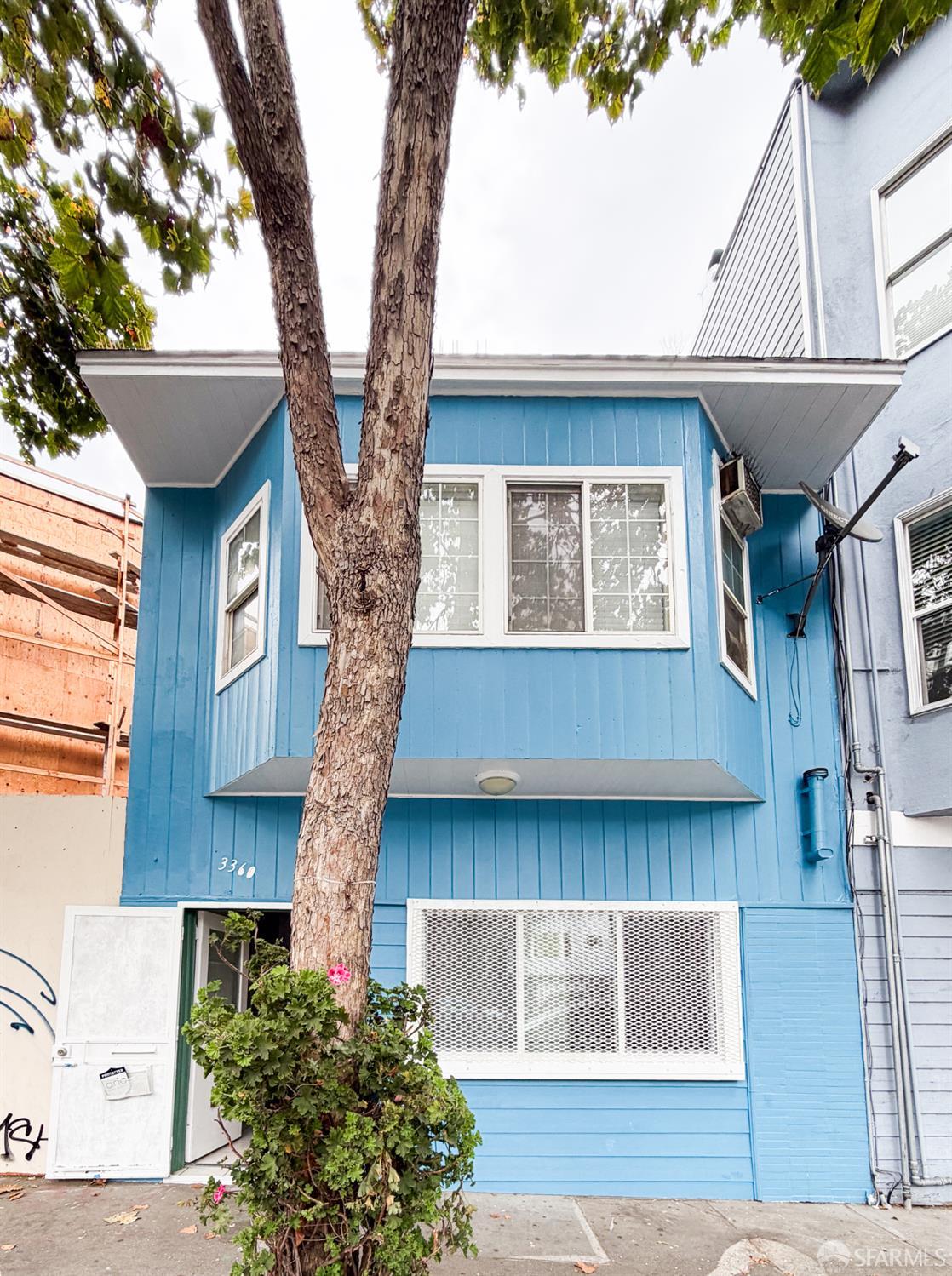 3360 Cesar Chavez Street - Main photo