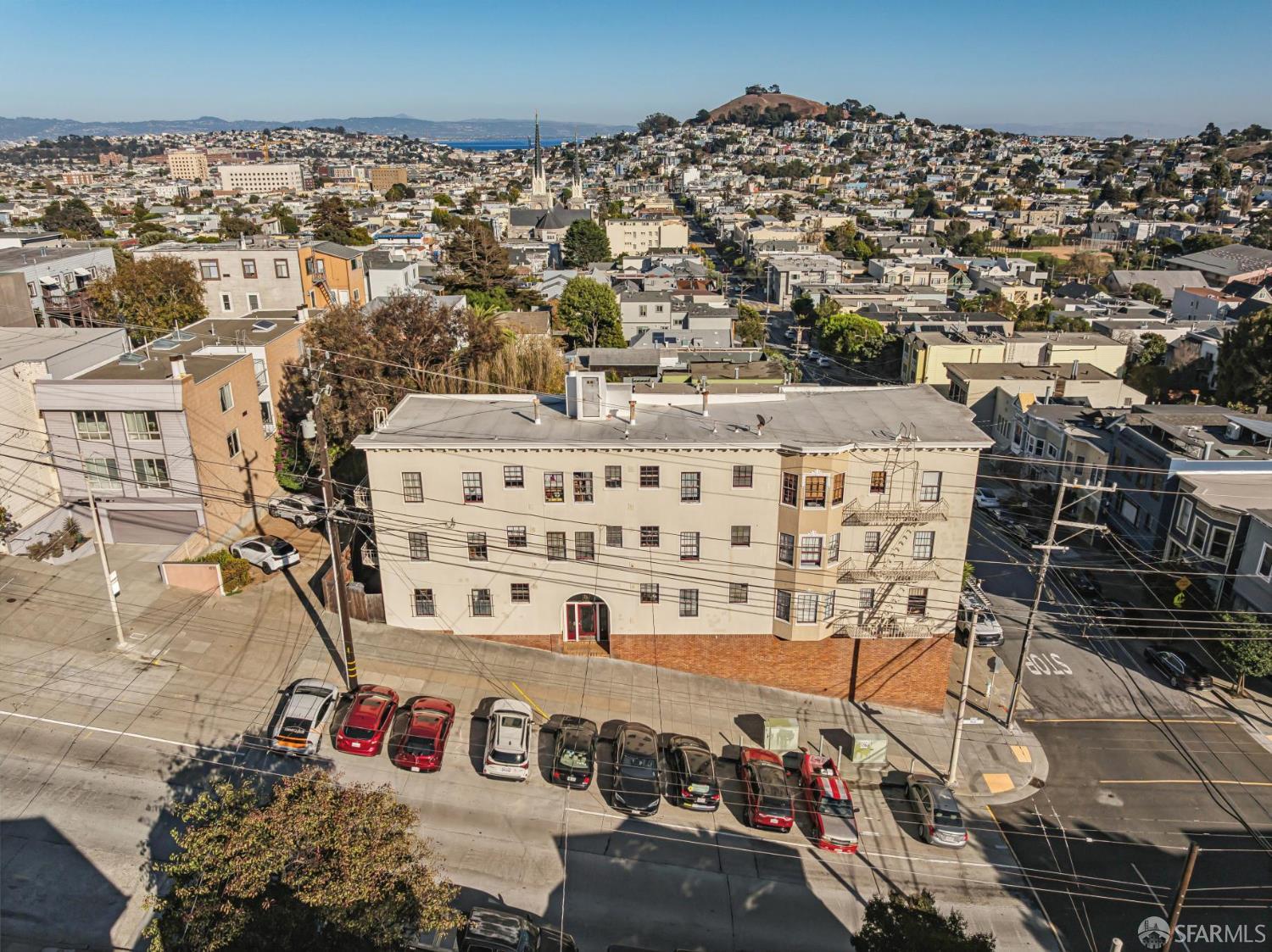 1595 Noe Street - Photo 4