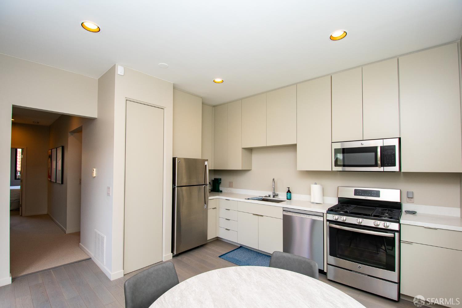 5 Montague Place - Photo 2