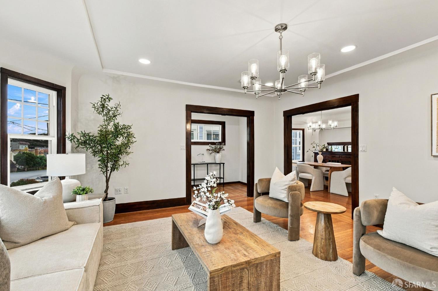 2511 22nd Avenue - Photo 4