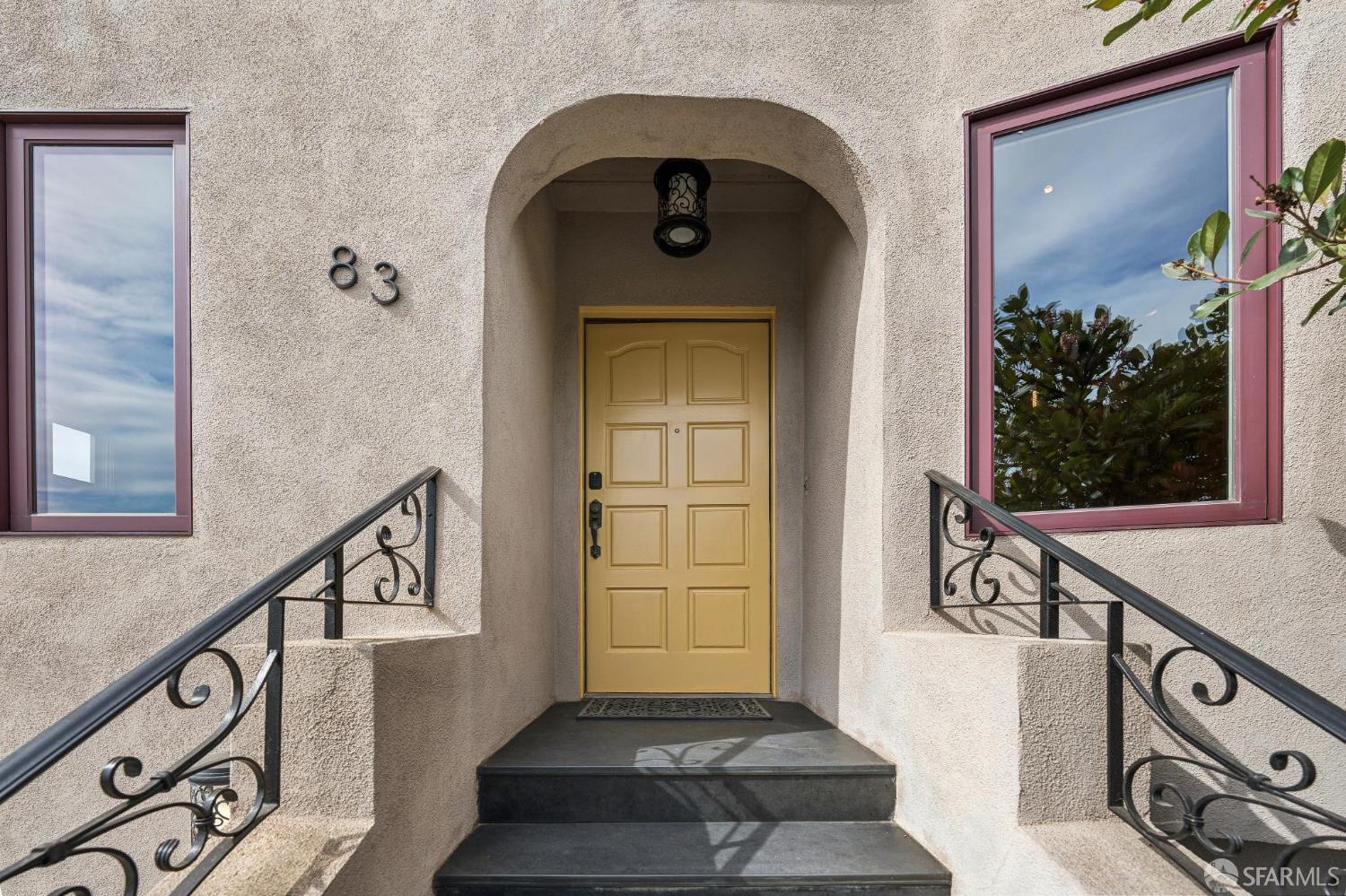 83 Westgate Drive - Photo 2