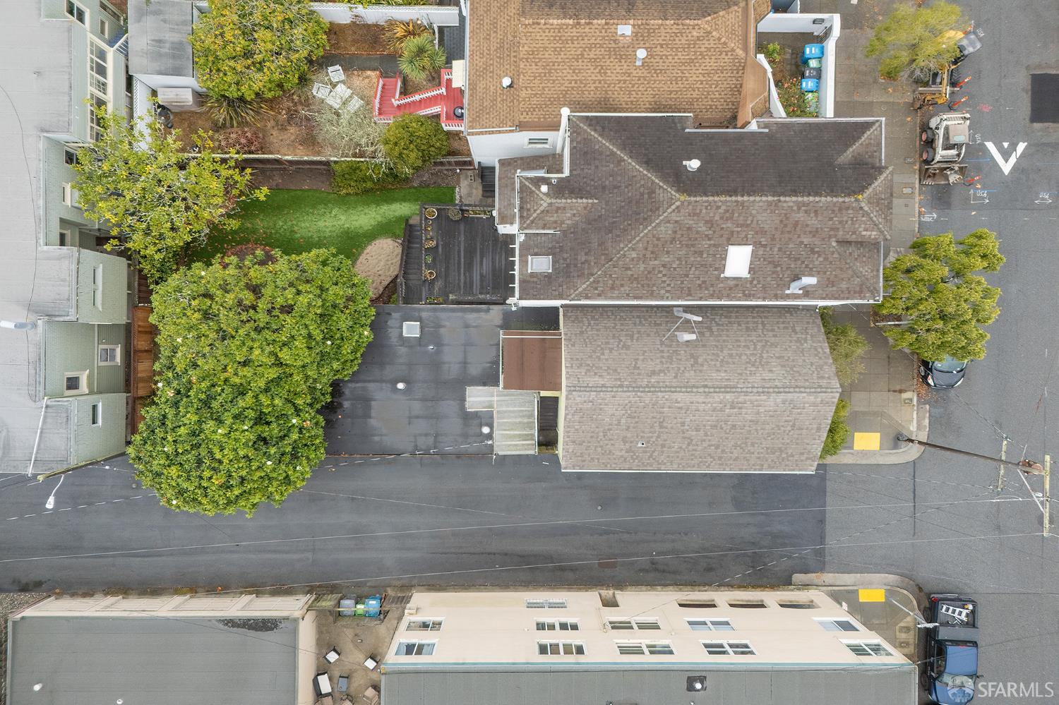 337 15th Avenue - Photo 5