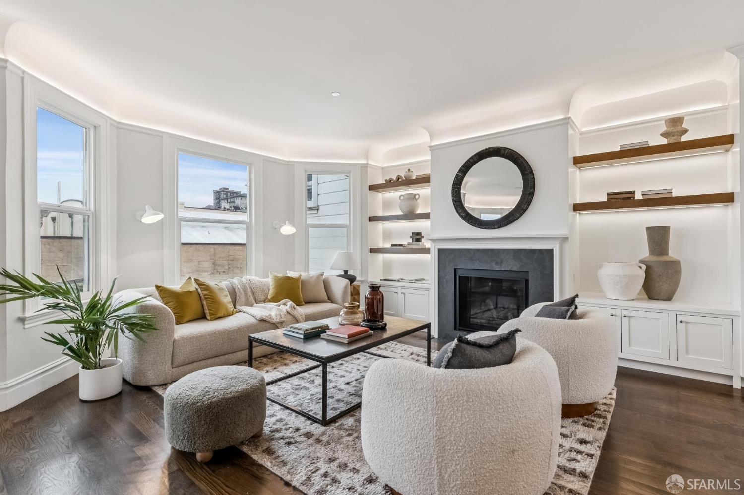 2832 Pierce Street - Photo 2
