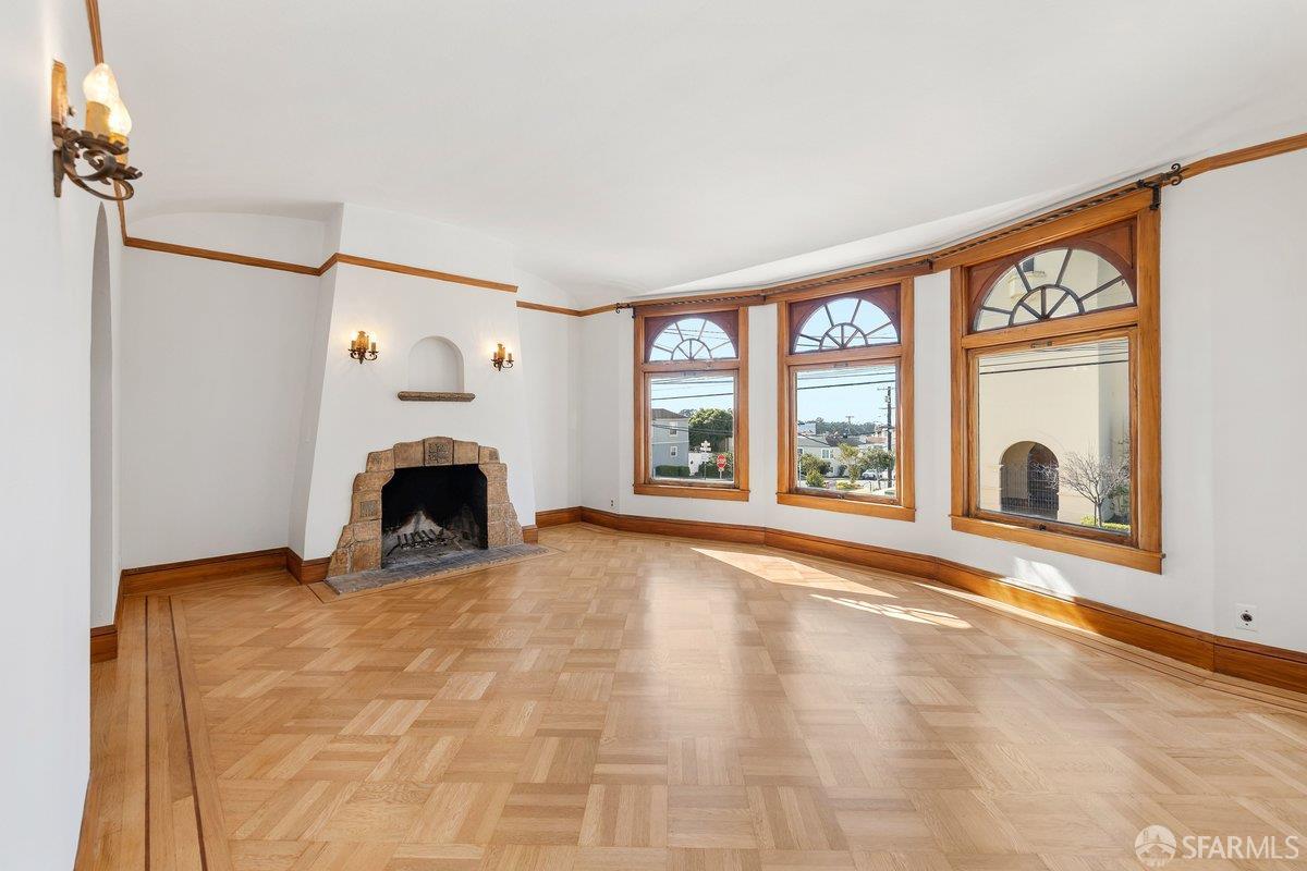2586 17th Avenue - Photo 3