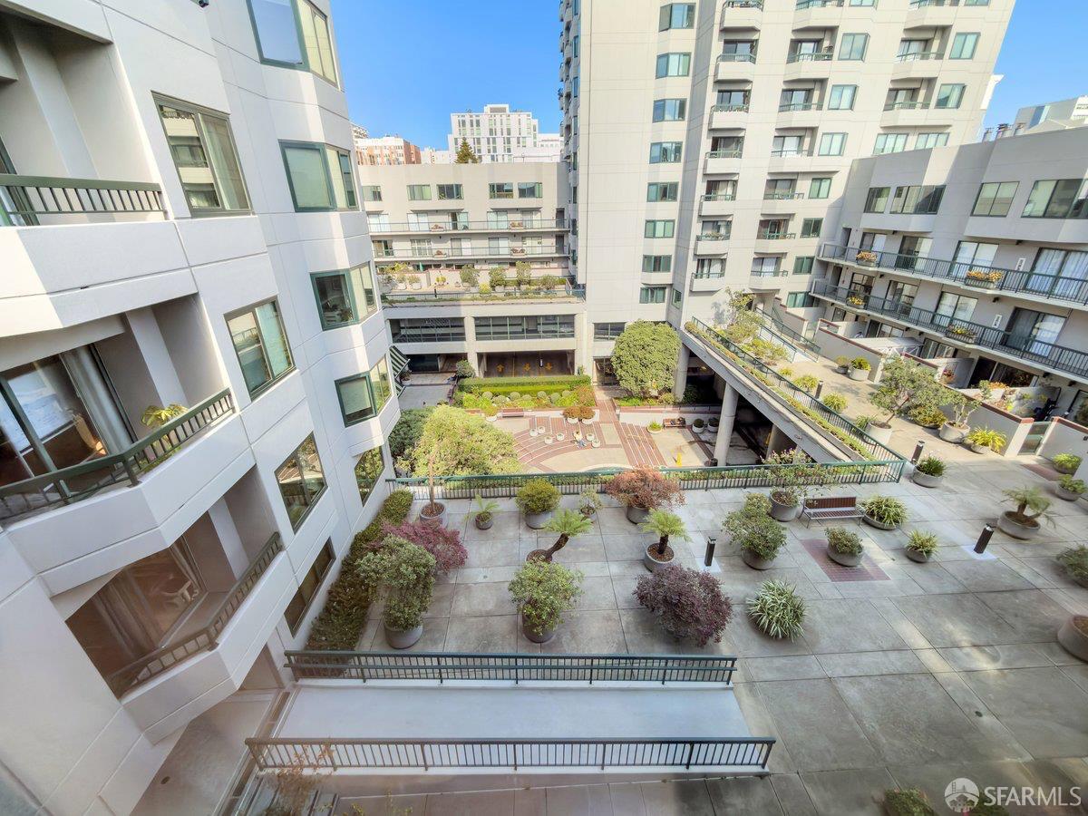 601 Van Ness Avenue #68 - Photo 3