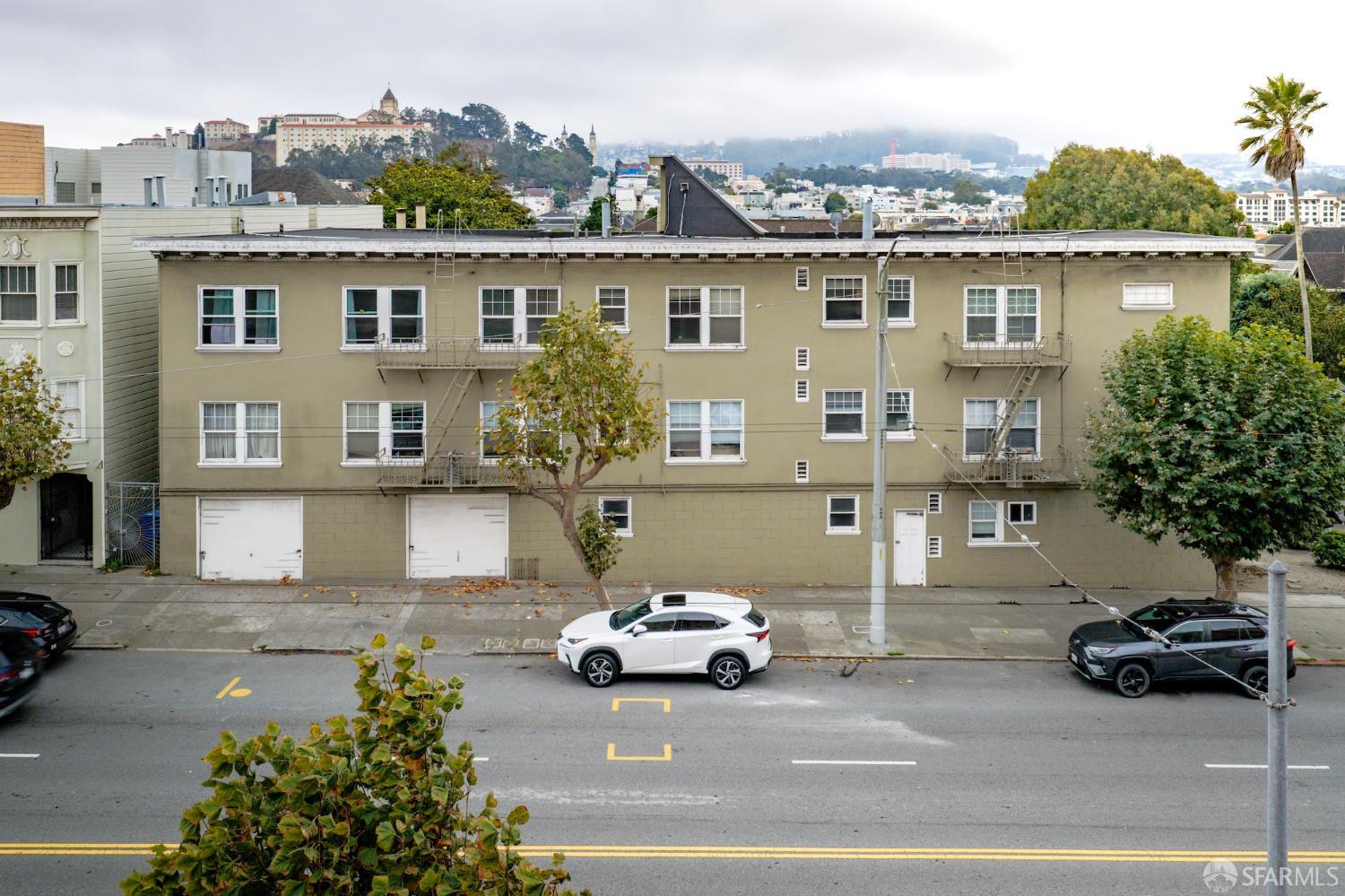 2 Commonwealth Avenue - Photo 4
