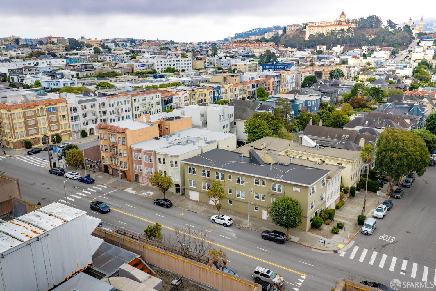 2 Commonwealth Avenue - Photo 3