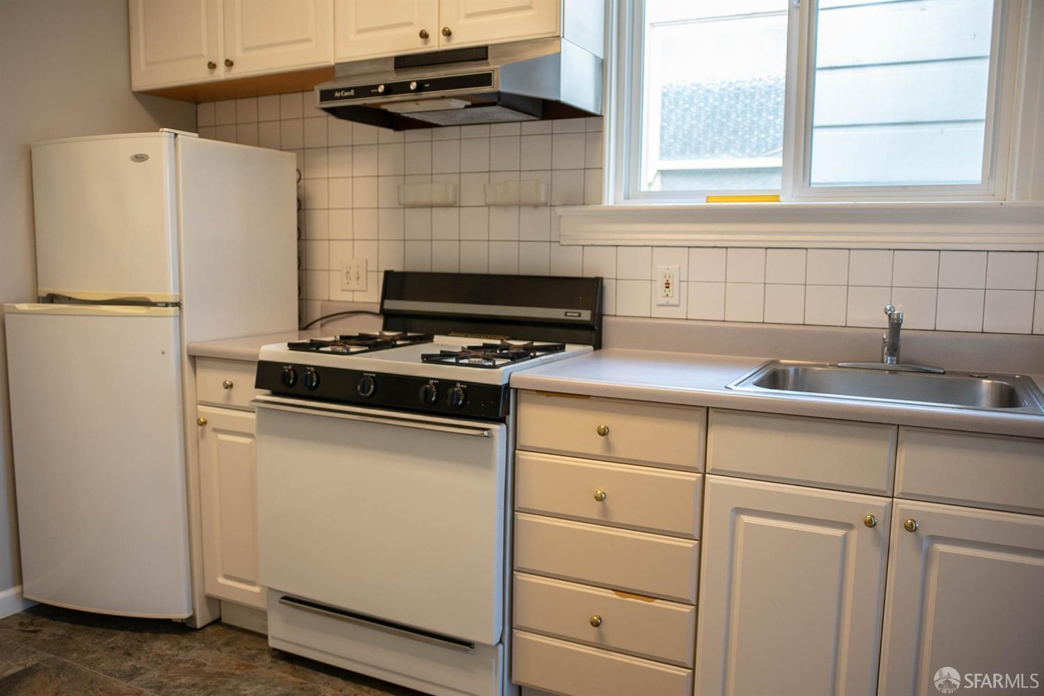 1846 Larkin Street #5 - Photo 2