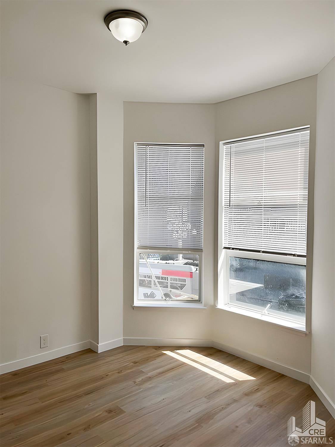 670 Broadway - Photo 4