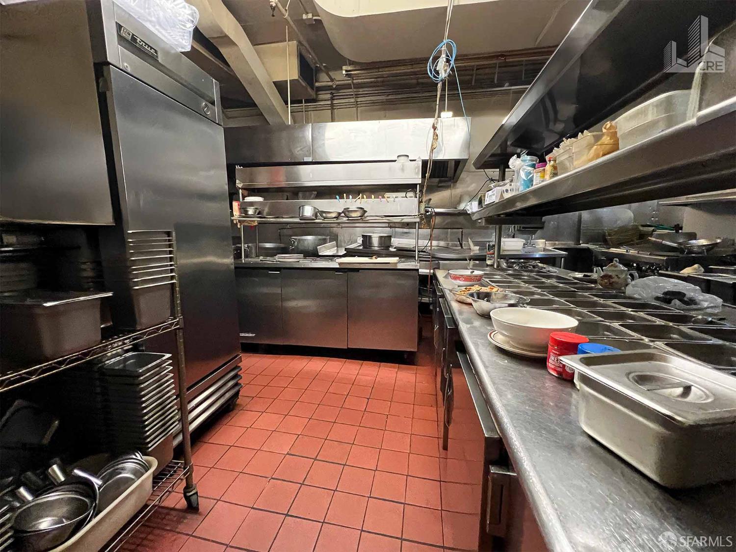 670 Broadway - Photo 3