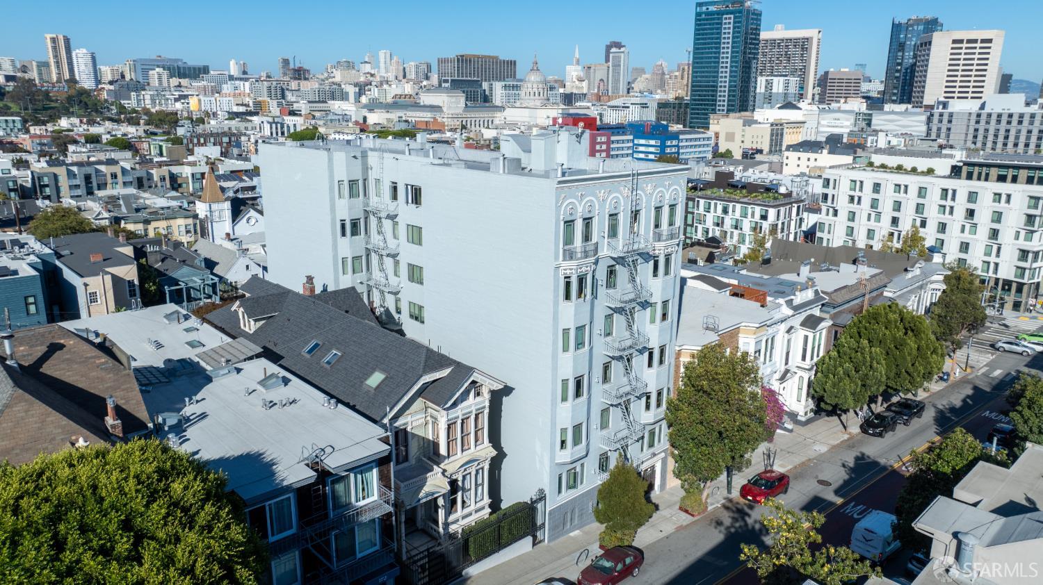 150 Haight Street - Photo 2