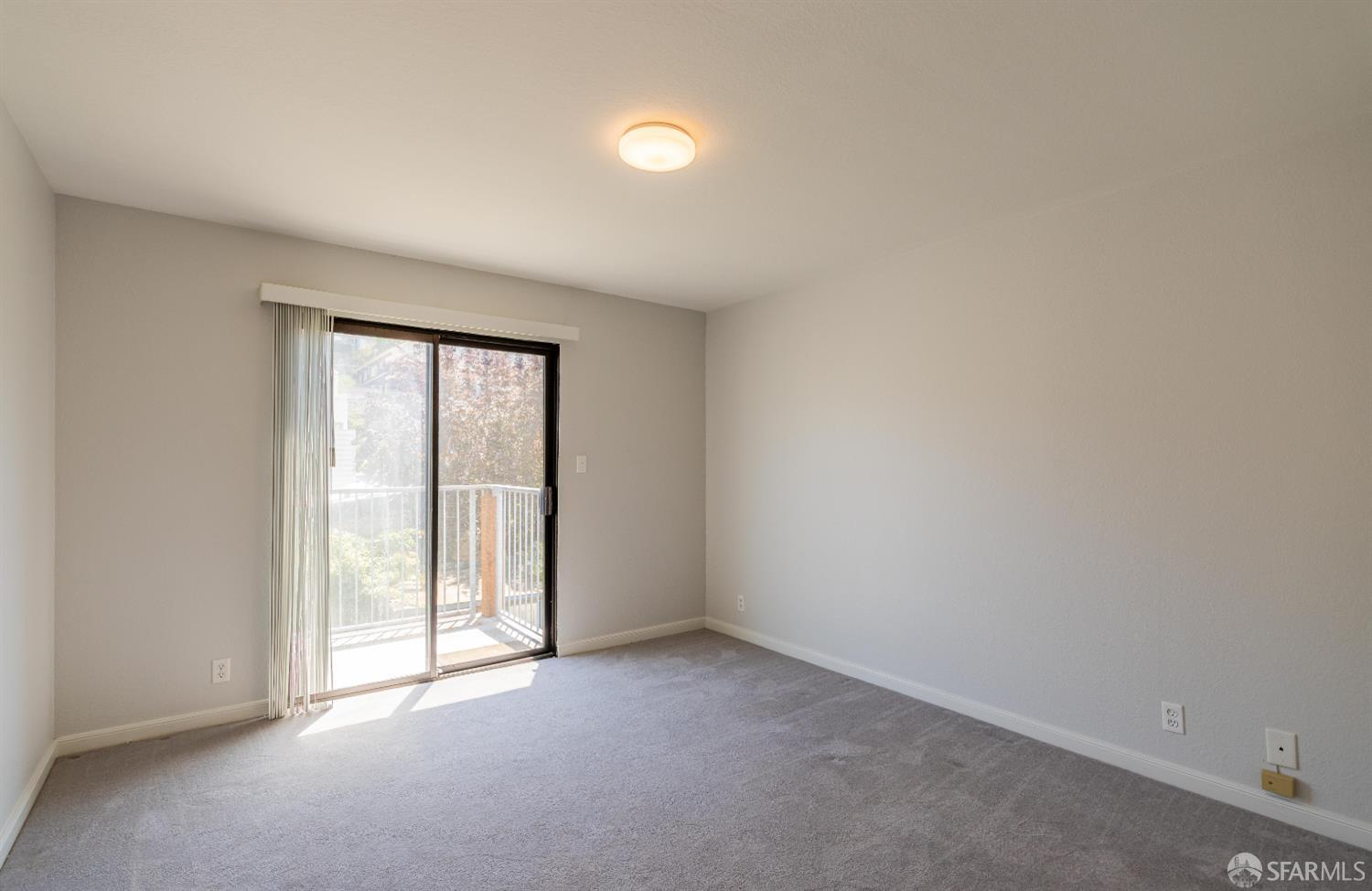 327 Clipper Street - Photo 5