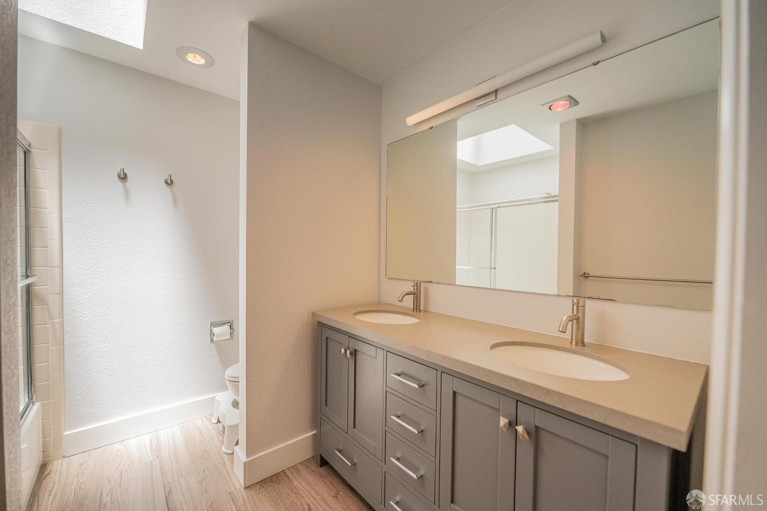 327 Clipper Street - Photo 4