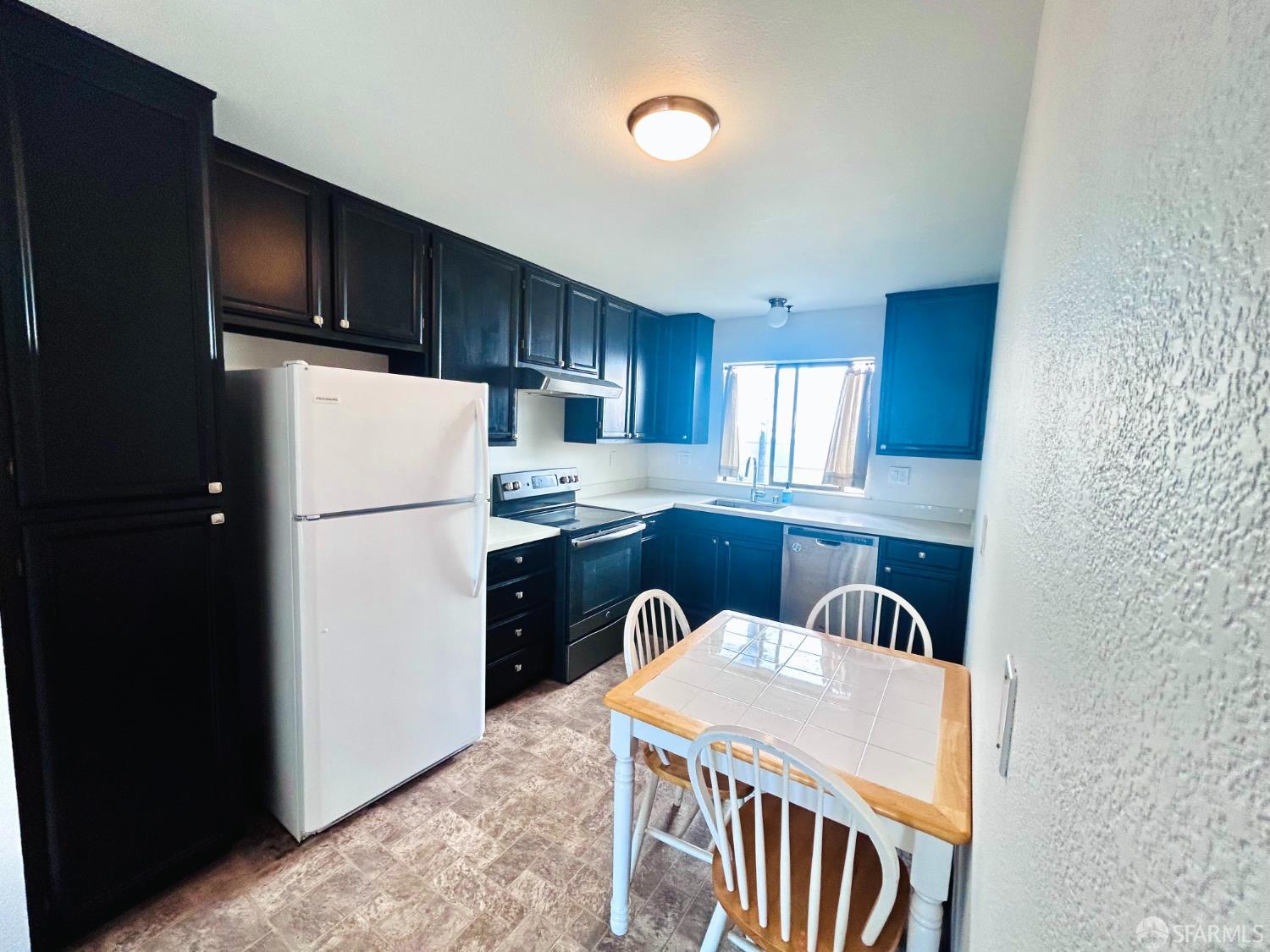 2033 Taraval Street #202 - Photo 5