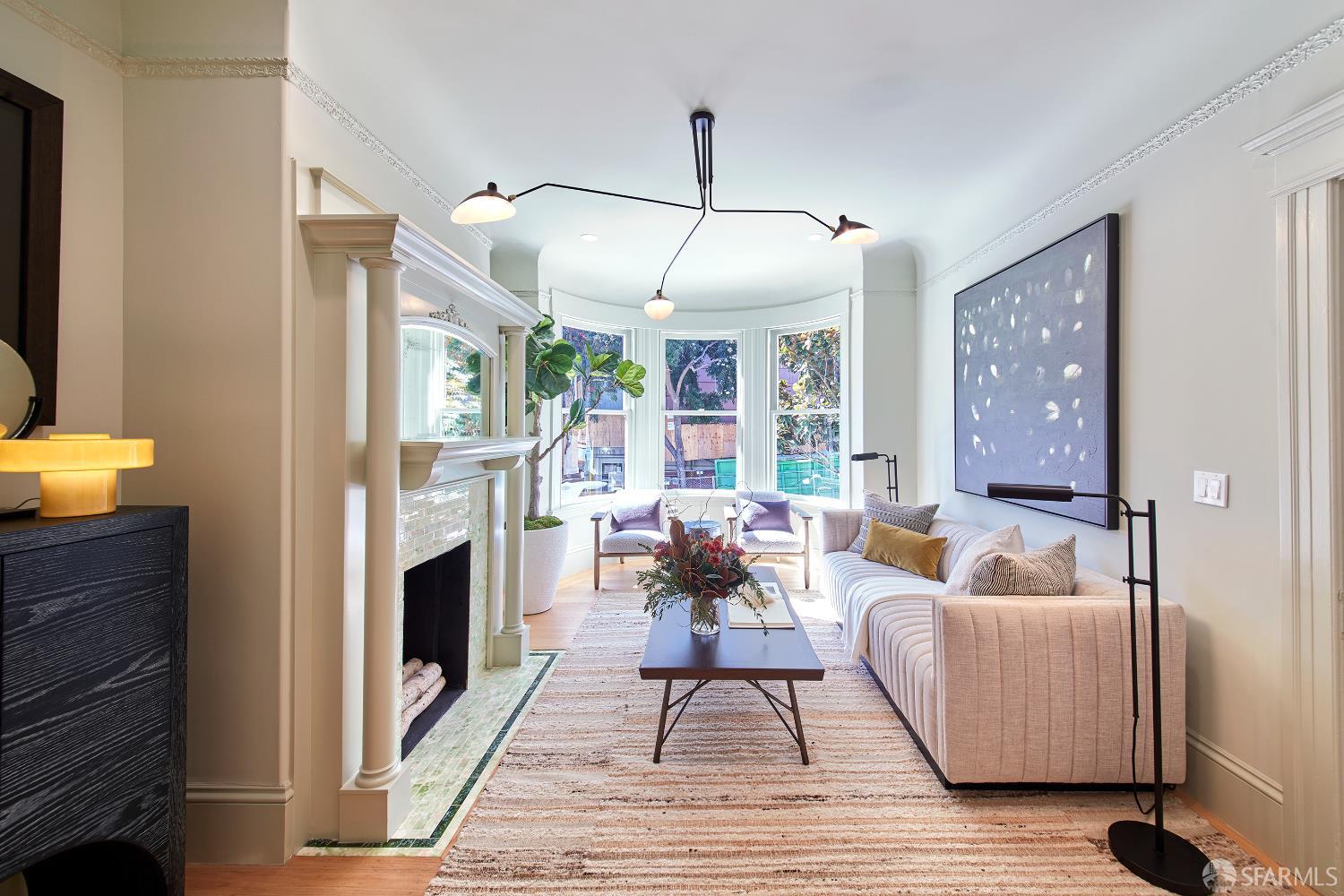 1314 Larkin Street - Photo 3