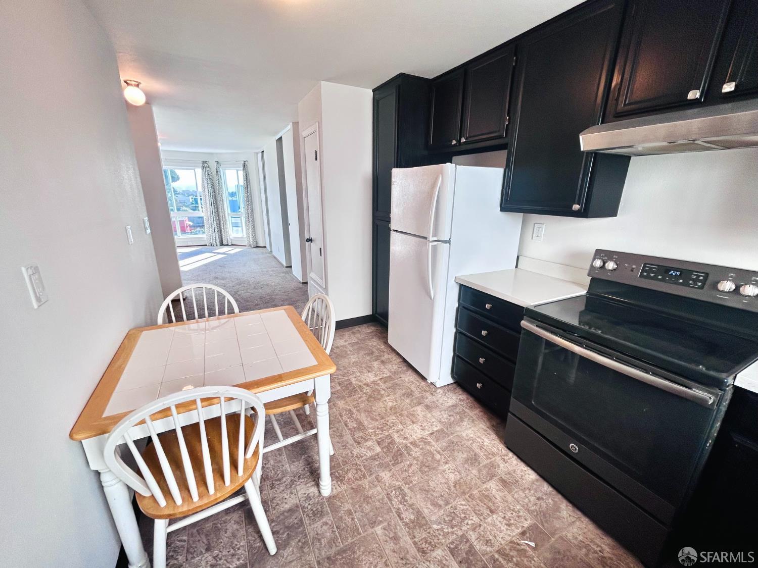 2033 Taraval Street #202 - Photo 4