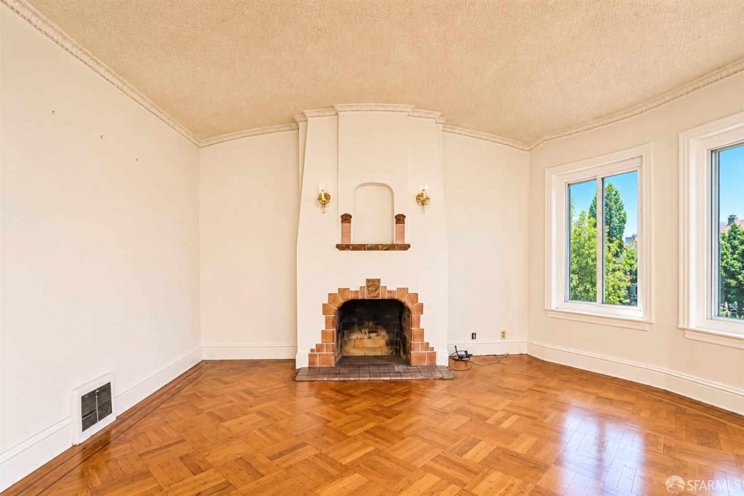 1630 Silliman Street - Photo 3