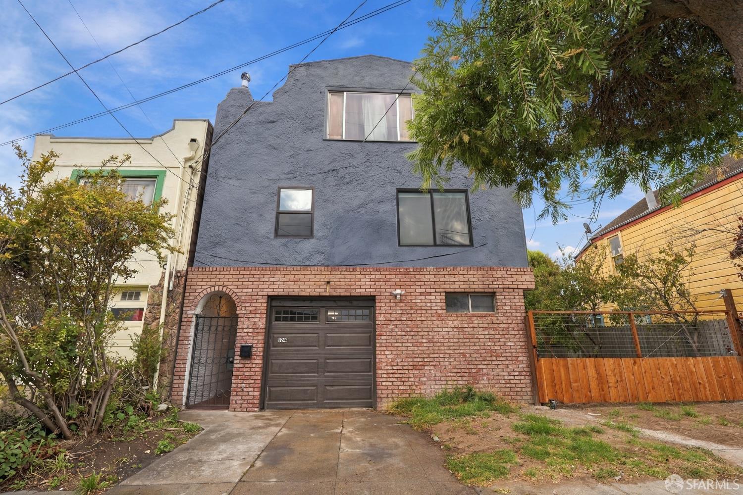 1246 Shafter Avenue - Photo 2