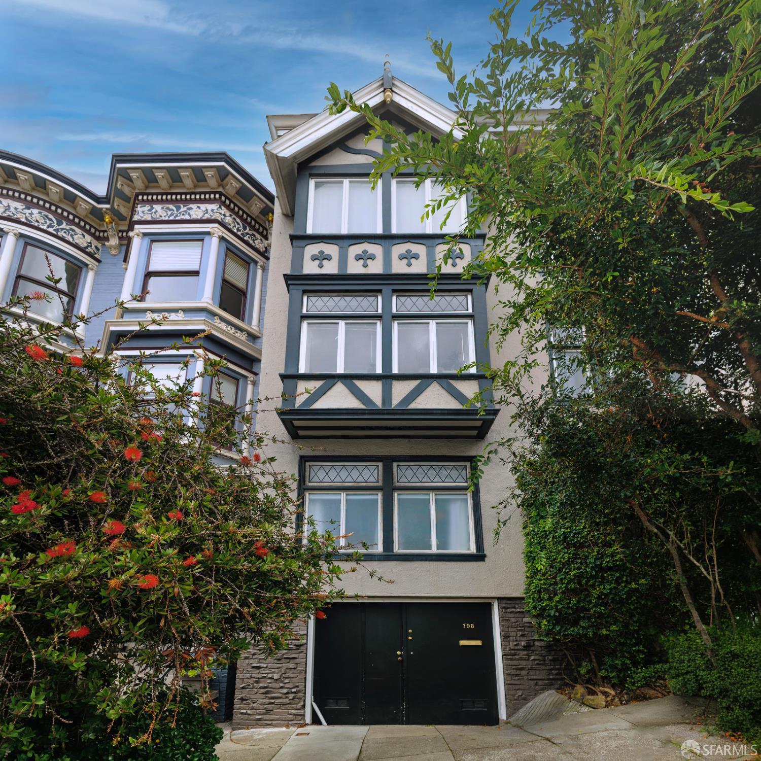 136-138 Frederick Street - Photo 2