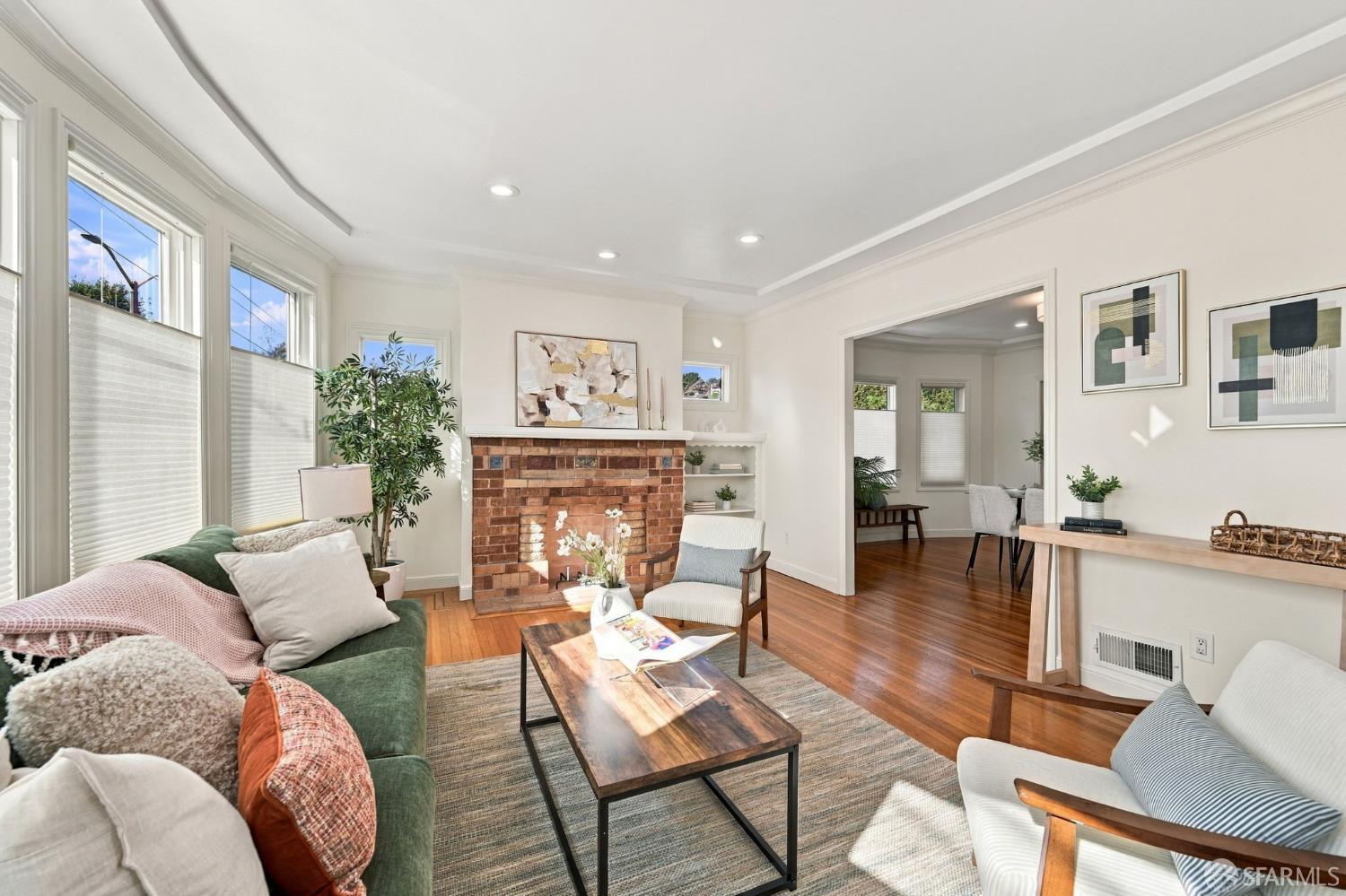 180 Laura Street - Photo 5