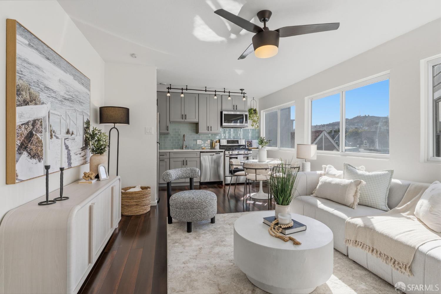423 Waller Street #8 - Photo 3