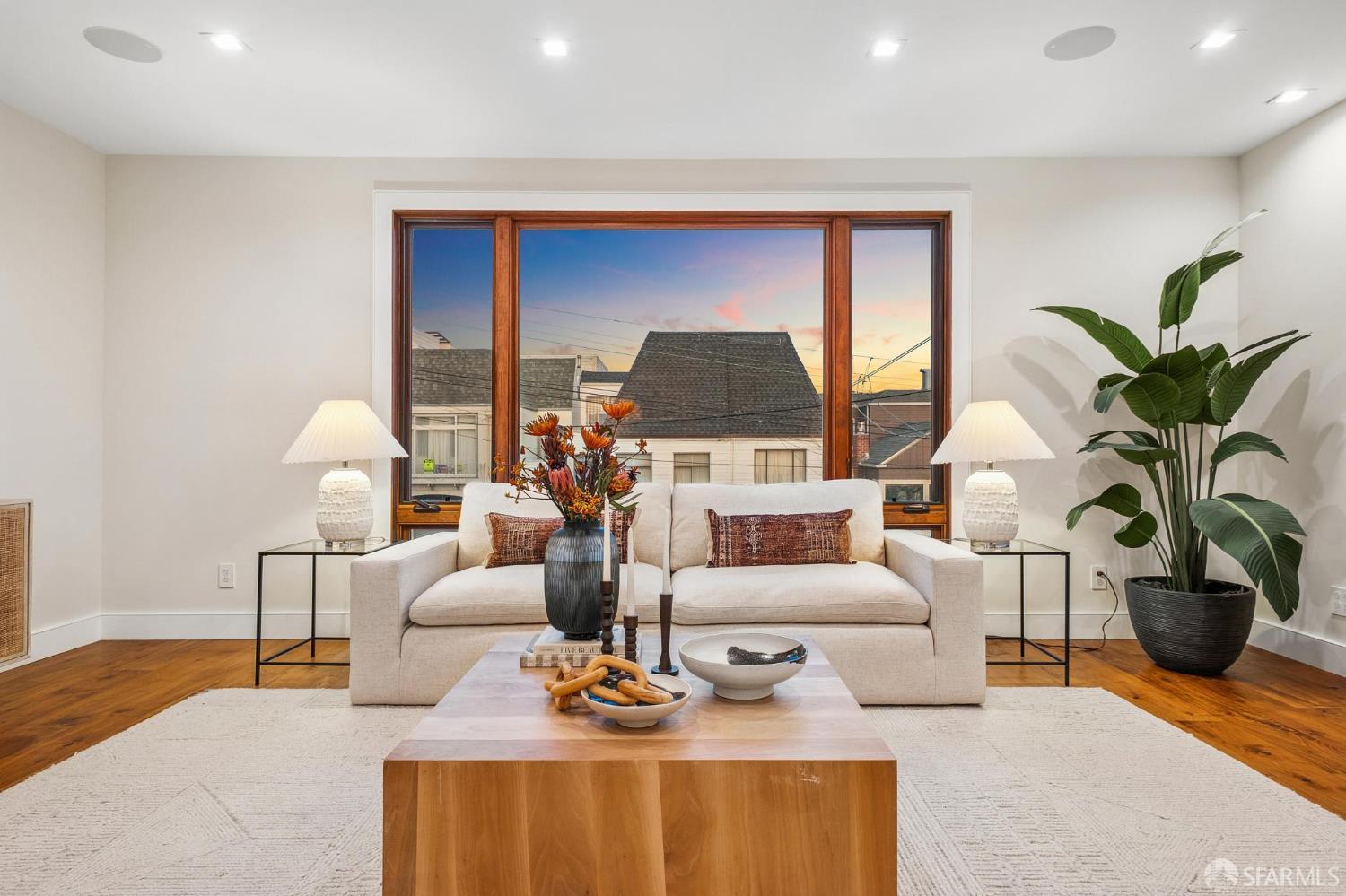 583 38th Avenue - Photo 3
