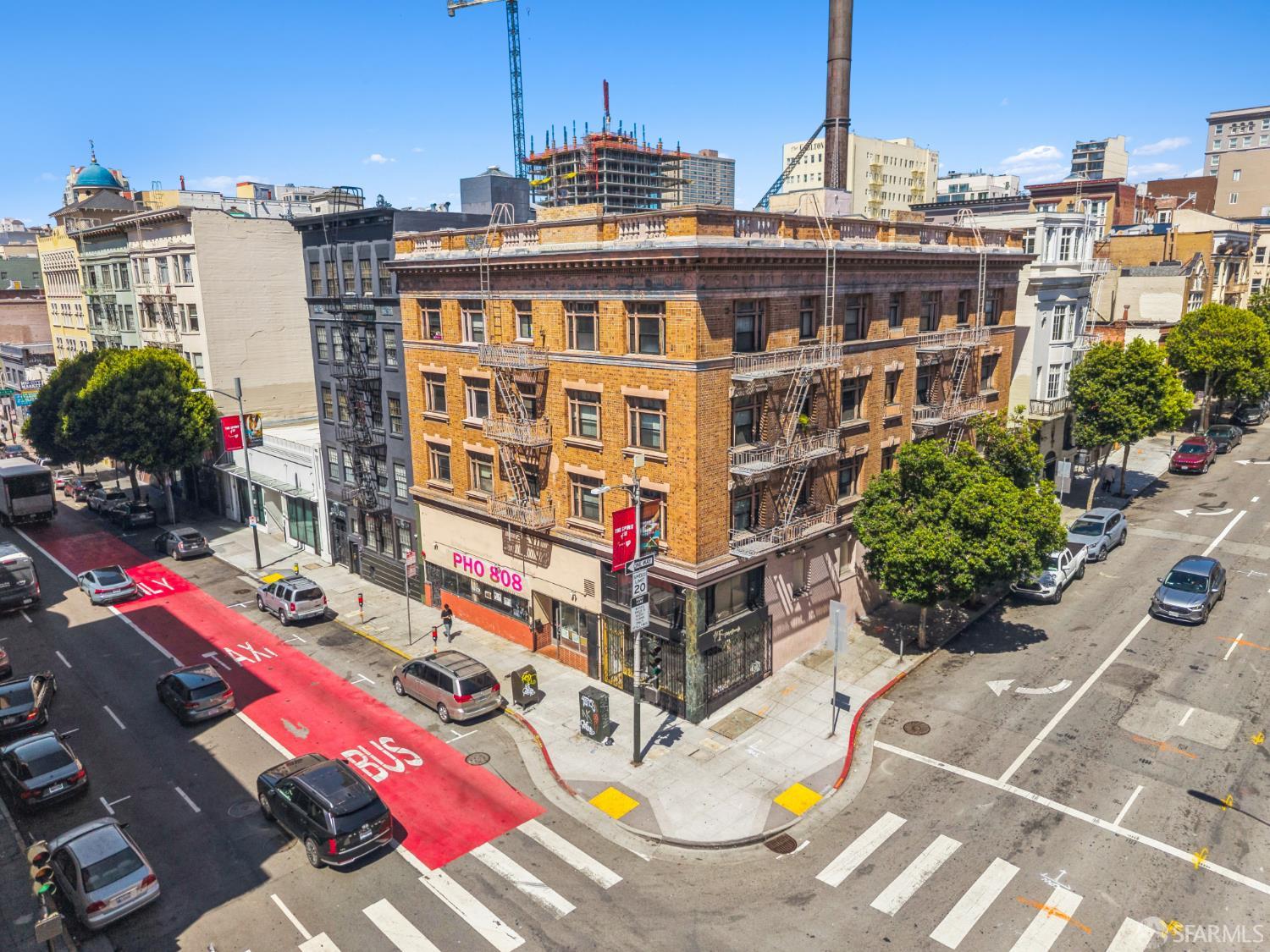 611 Hyde Street - Main photo