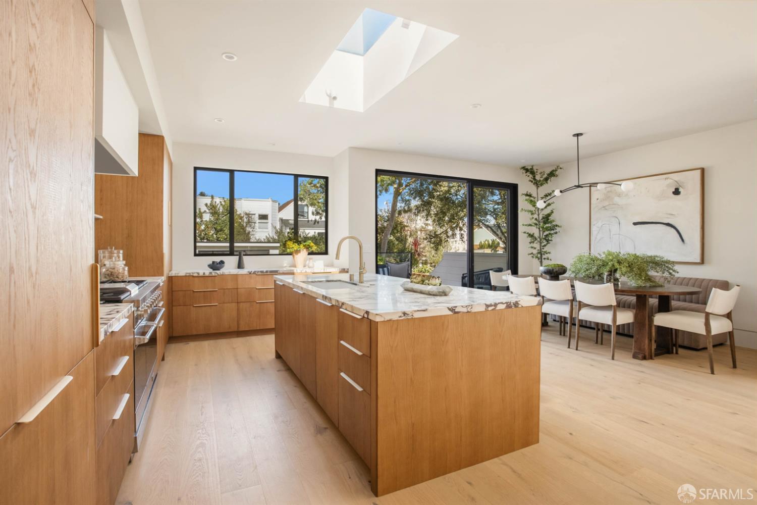 363 Park Street - Photo 4