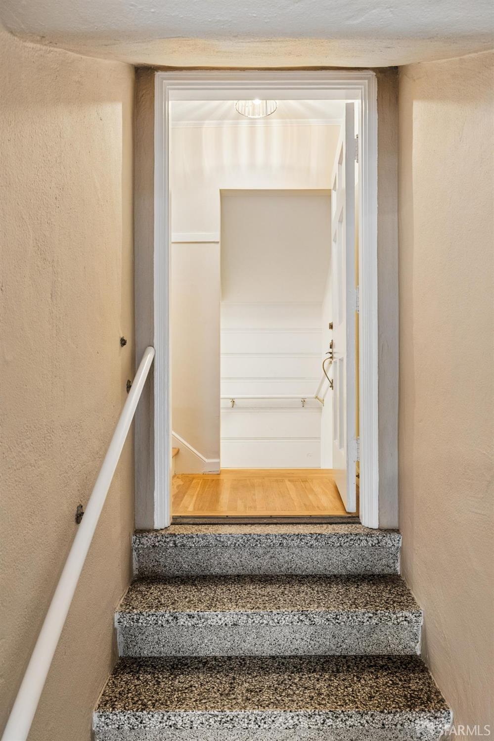 1475 42nd Avenue - Photo 3
