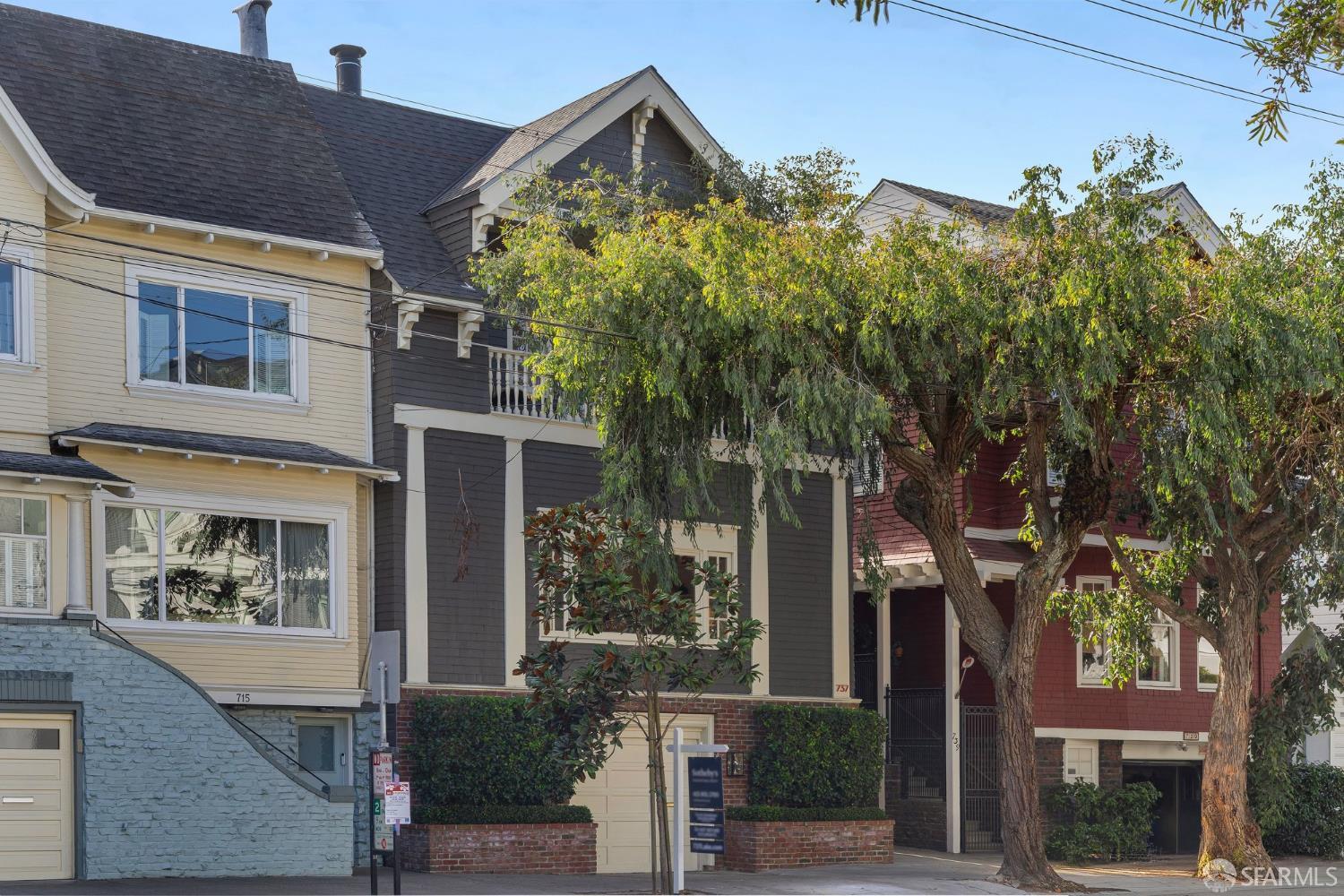 737 Lake Street - Photo 2